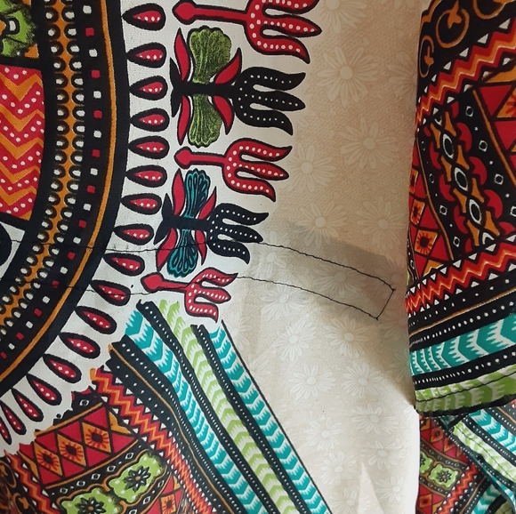 "Made in India" Colorful Floral Cover-up - Picture 7 of 9